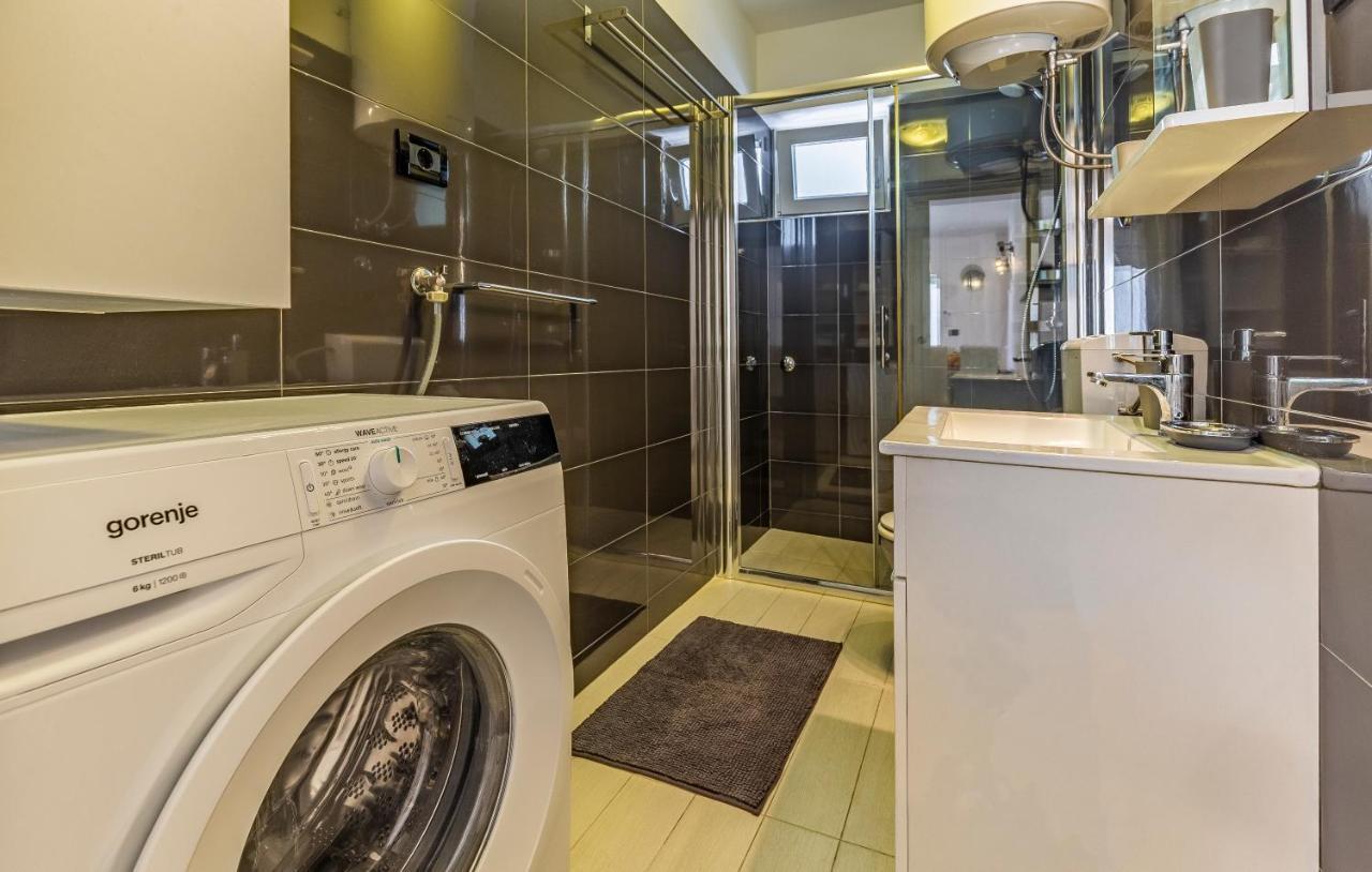Apartment Mar Pjescana Uvala Εξωτερικό φωτογραφία