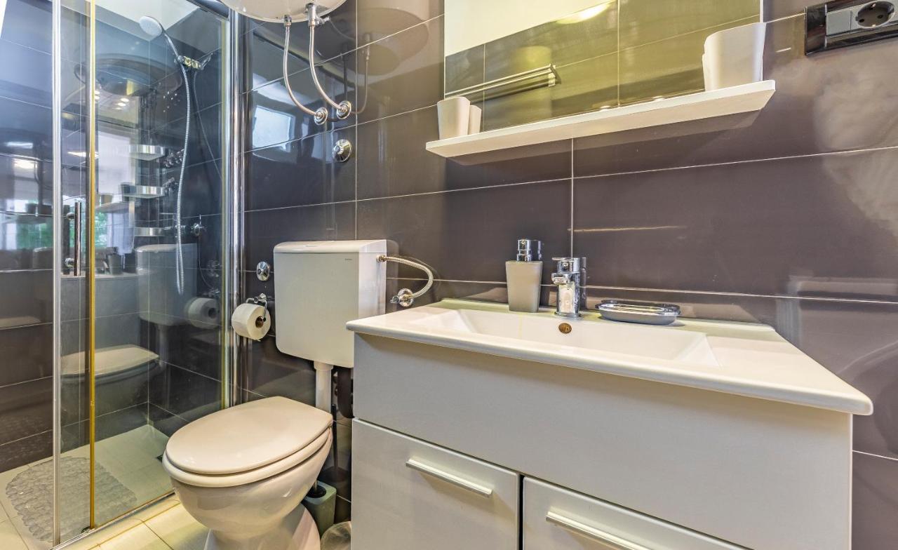 Apartment Mar Pjescana Uvala Εξωτερικό φωτογραφία