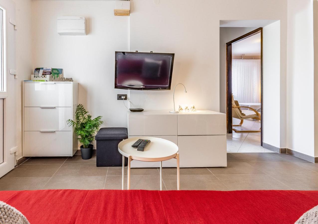 Apartment Mar Pjescana Uvala Εξωτερικό φωτογραφία