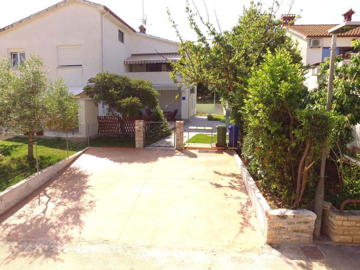 Apartment Mar Pjescana Uvala Εξωτερικό φωτογραφία