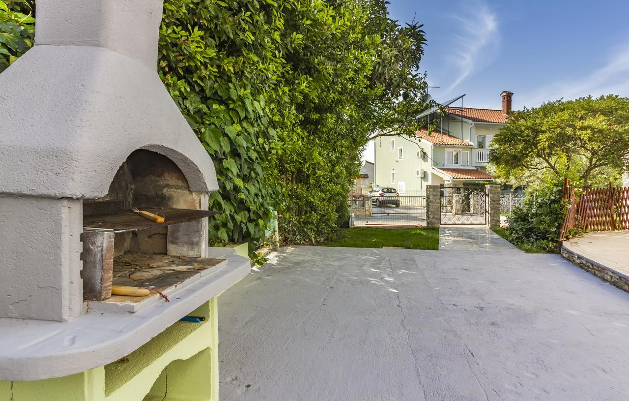 Apartment Mar Pjescana Uvala Εξωτερικό φωτογραφία