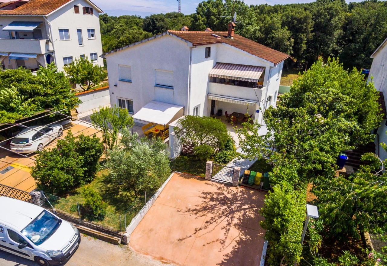 Apartment Mar Pjescana Uvala Εξωτερικό φωτογραφία